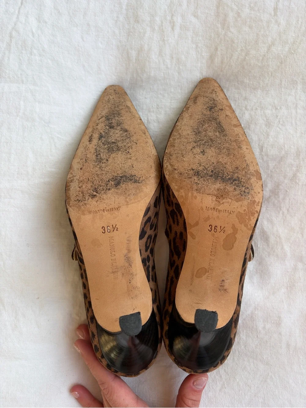 Vintage Manolo Blahnik Leopard Suede Pointy Toe Mary Jane Pumps Heels Brown Tan